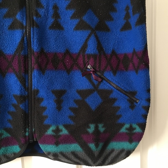Nordic Fleece
zipperedNavy Blue purple green gray
Size L 2 Zip Side Pockets - Picture 11 of 13